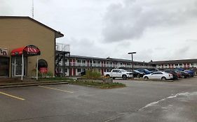 Red Deer Inn & Suites